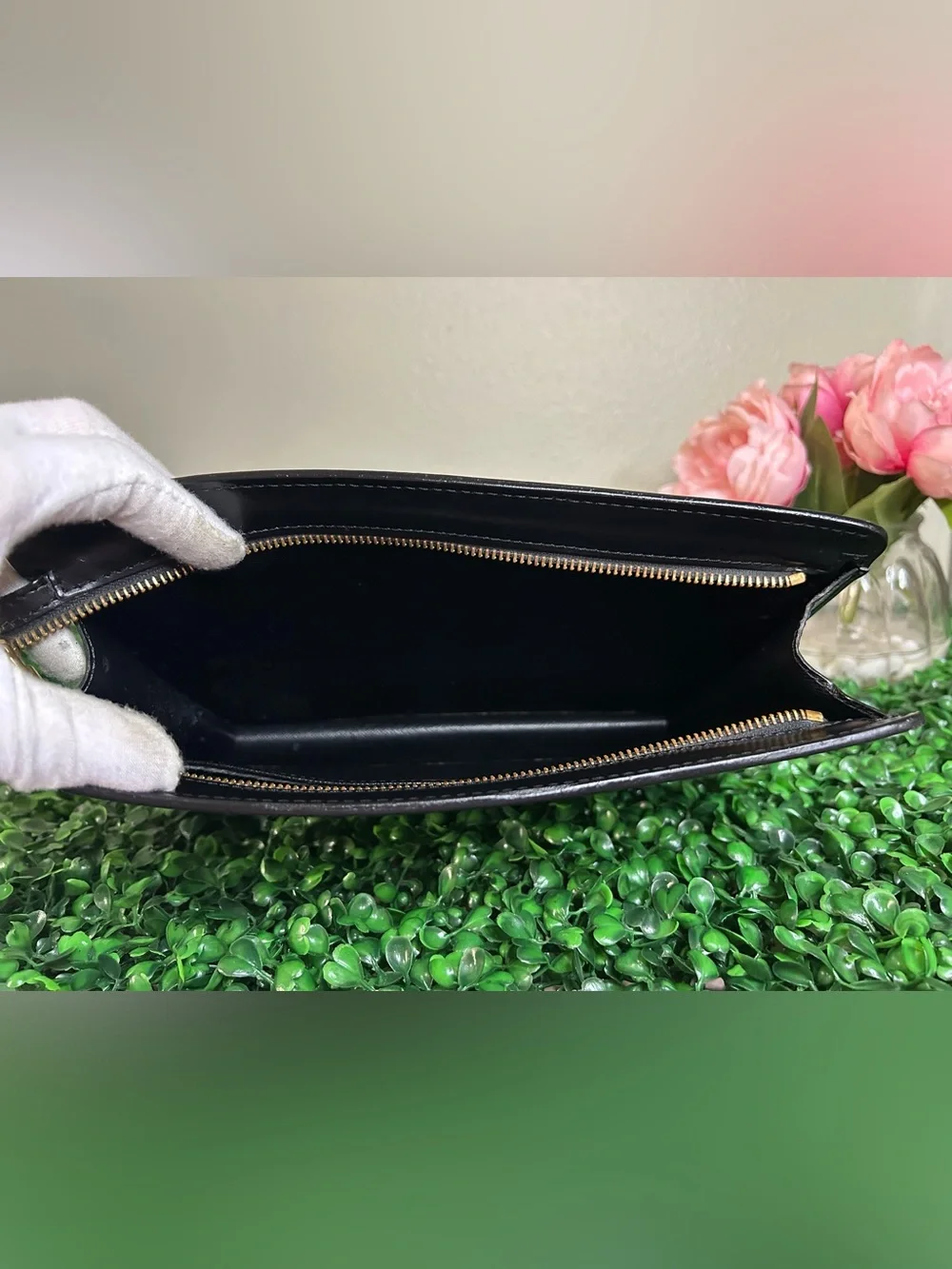 Louis Vuitton Black Epi Pochette Homme Clutch Portfolio Bag LV